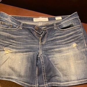 BKe Stella Shorts size 32